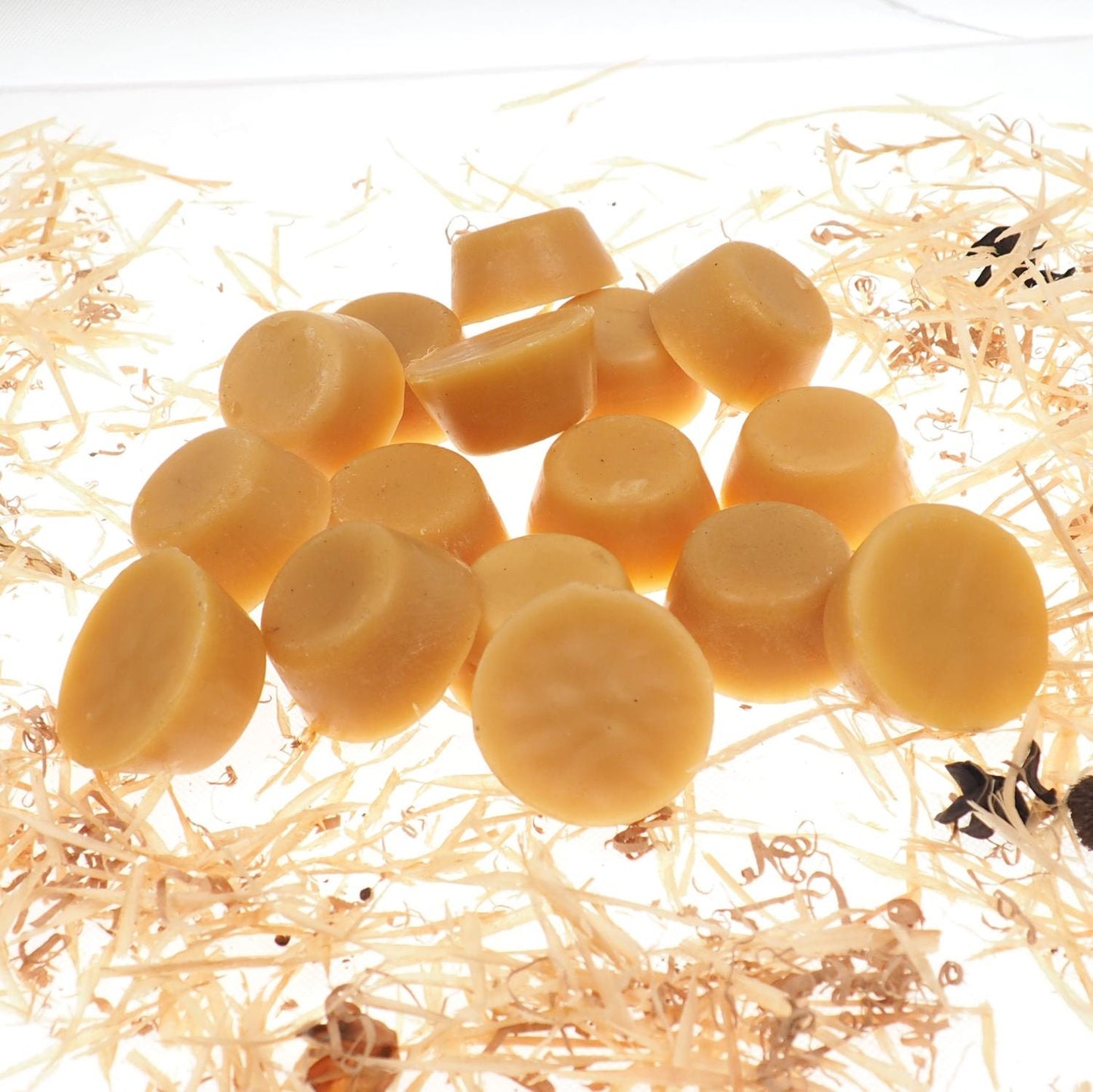Pure Beeswax piece 2 oz, 60 gram, Unscented Beeswax cake, for handcrafters supply, Natural Eco Friendly for for Meditation, Prayer or Altar