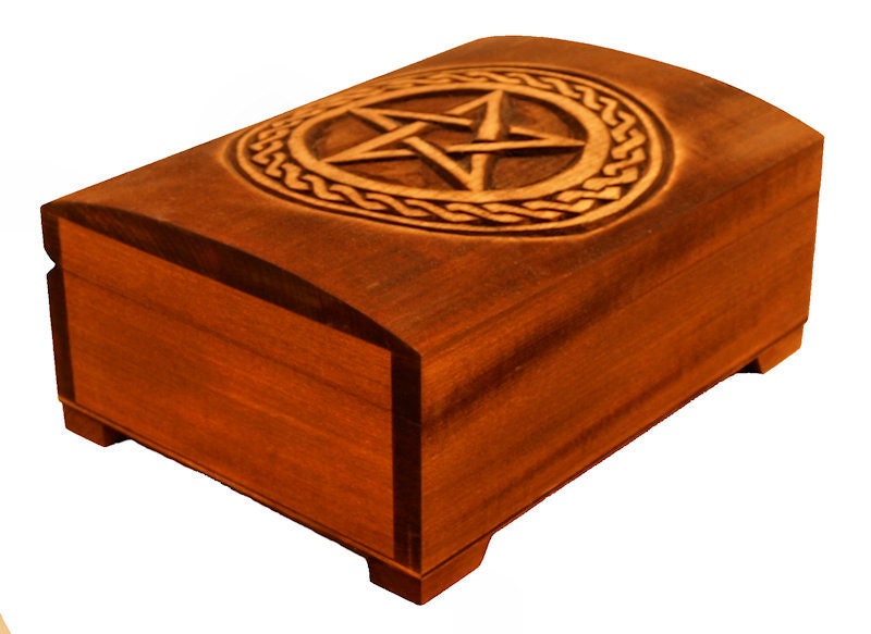 Wooden box with pentagram and plait