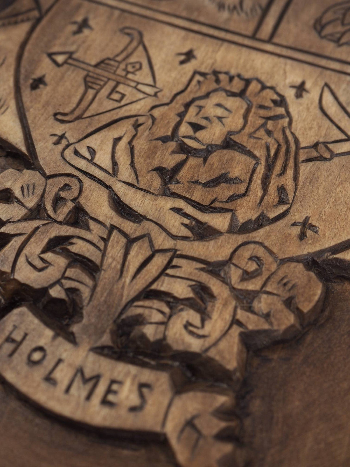 Personalized Family Crest Top Crown, Hand Carved, Coat of Arms, Custom, Family Shield, Wooden Emblem, Wedding Wood Art, Heraldic, Woodcraft