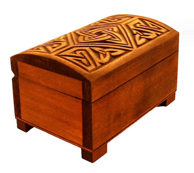 Wooden historical jewelry box with knife sheath ornament, York (England) IX-X c.