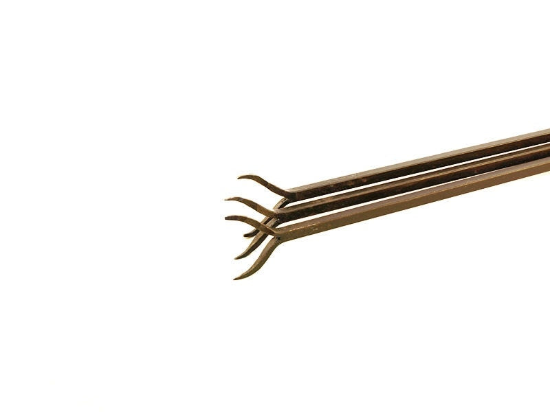 Steel tripod historical handicraft