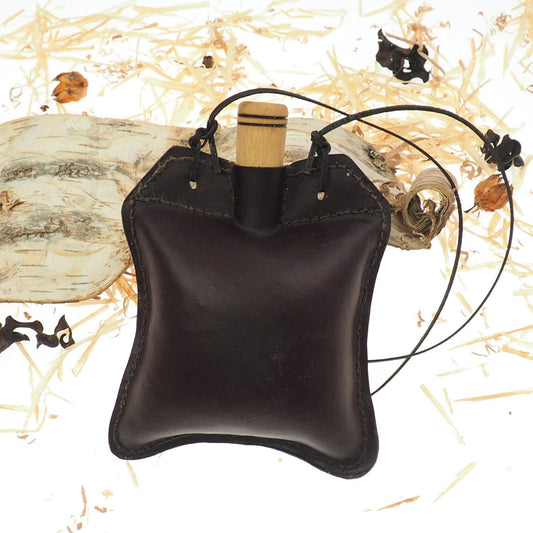 Square Waterskin, 19 oz ,Natural water bottle, for bear and wine, leather canteen, 0,55 liter, viking, gift for him and her,