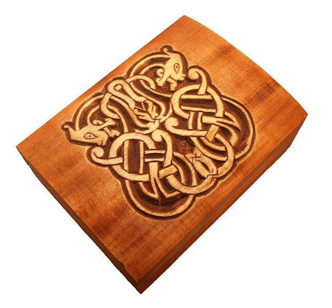 Wooden historical jewelry box with Urnes Dragons, Gotland (Sweden)
