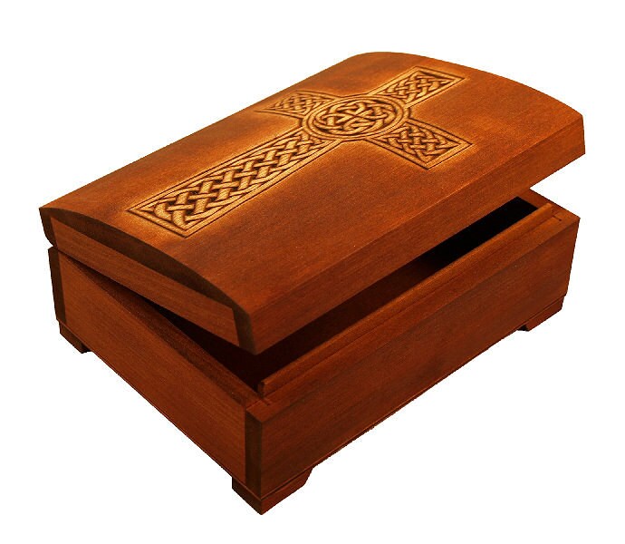 wooden historical jewelry box with "isle of man" celtic cross pattern