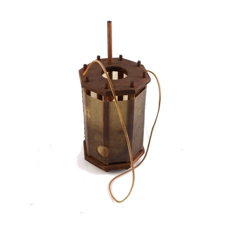 Wooden lantern with lift