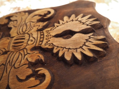 Personalized Family Crest, Hand Carved, Coat of Arms, Custom, Family Shield, Wooden Emblem, Wedding Wood Art, Heraldic, Woodcraft